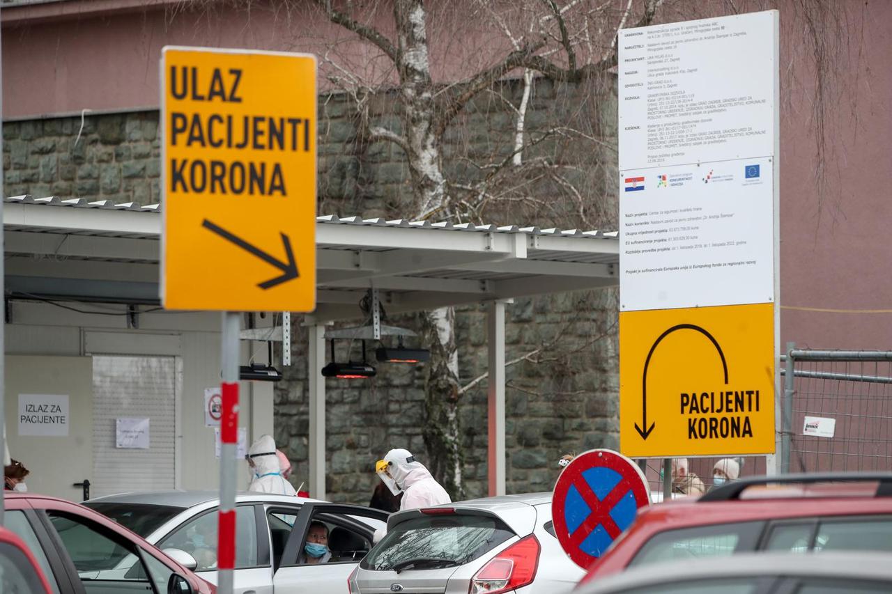 Gužve na testiranje ispred Nastavnog zavoda za javno zdravstvo Andrija Štampar