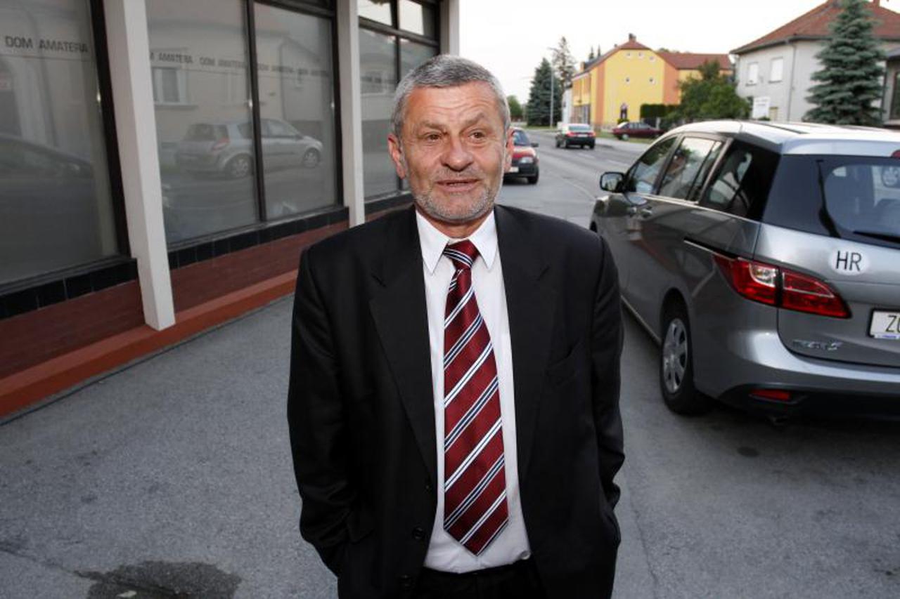 Dragutin Lesar, portal