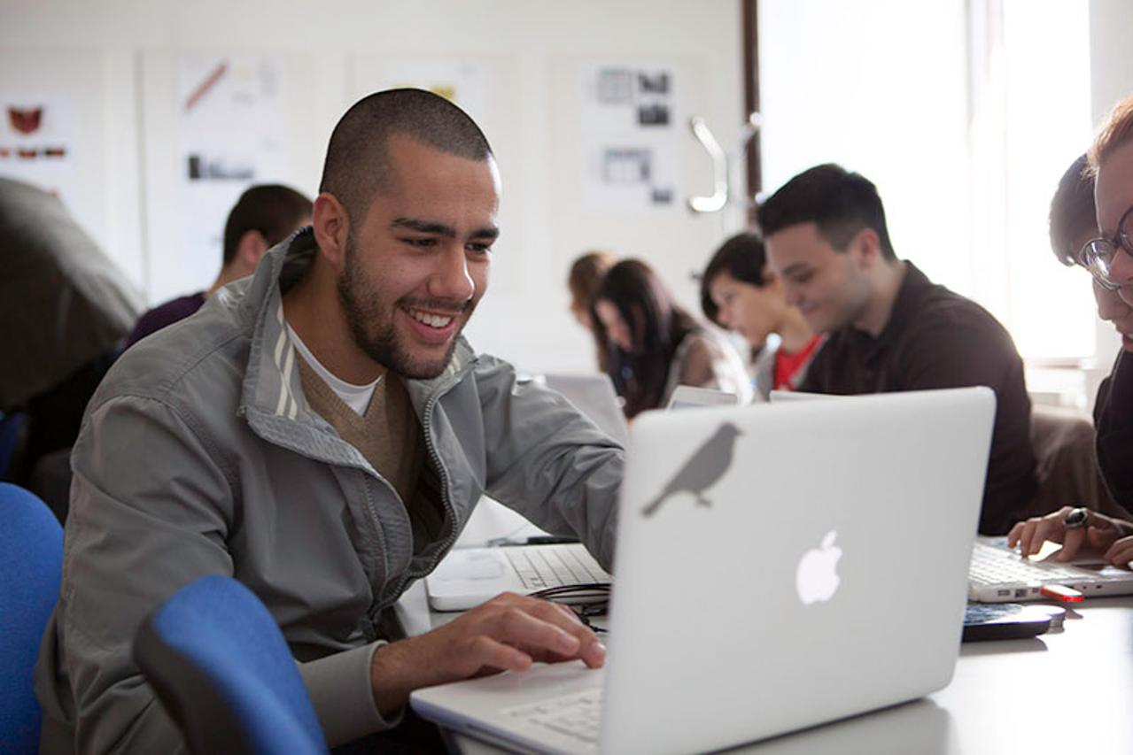 College of Agora (1)