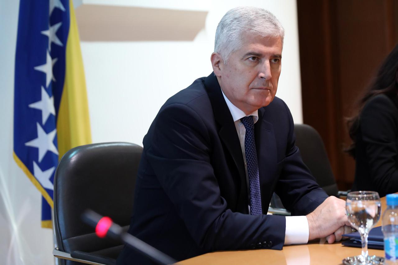Sarajevo: "Druženje uz kavu" s predsjedateljem Doma naroda PSBiH Draganom Čovićem