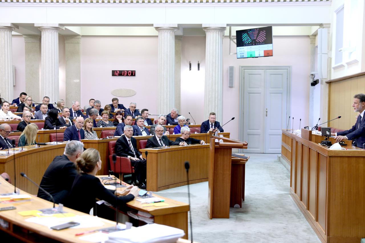 Zagreb: Zastupnici tjedan završavaju glasovanjem o raspravljenim točkama dnevnog reda