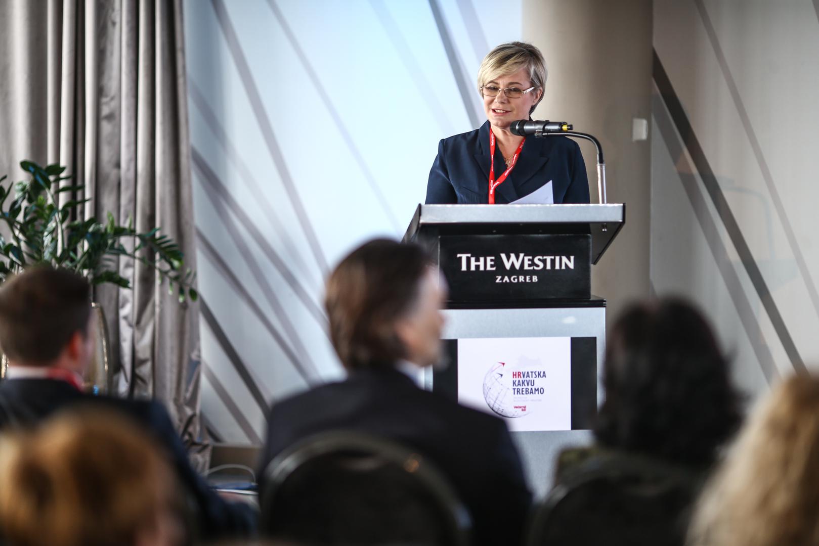 Potpredsjednica HGK za graditeljstvo, promet i veze Mirjana Čagalj