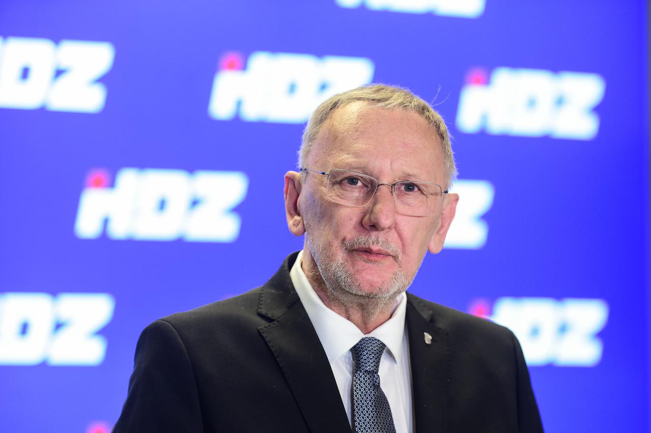 Zagreb: Davor Božinović dao je izjavu za medije nakon sjednice šireg Predsjedništva HDZ-a