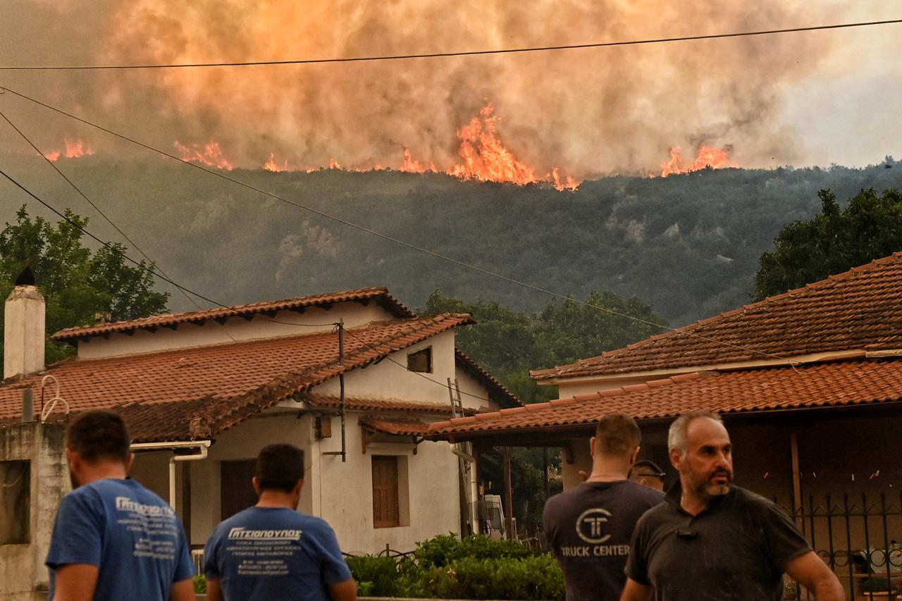 Wildfire burns near Corinth