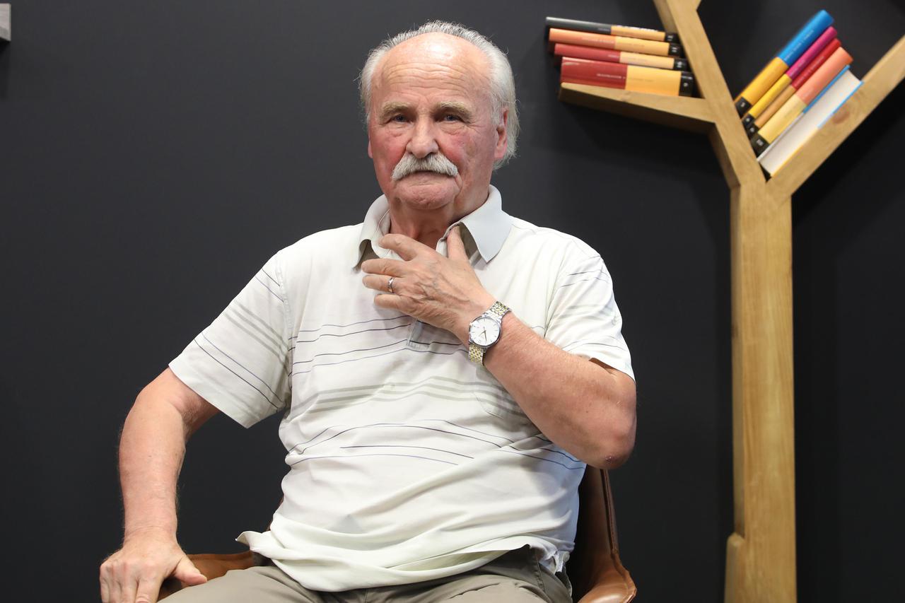 Zagreb: Josip Šimunić, Nenad Crnko i Ilija Lončarević gostivali na Večernji TV-u 