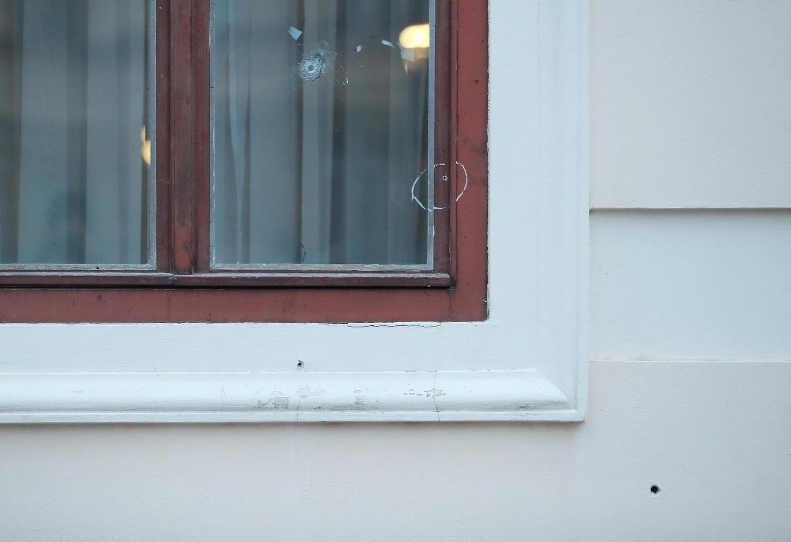 Policija je blokirala prilaze sjedištu Vlade, a grad je satima bio u stanju pojačane pripravnosti. Napadačevo tijelo ubrzo je pronađeno na zagrebačkom Jabukovcu, gdje je počinio samoubojstvo