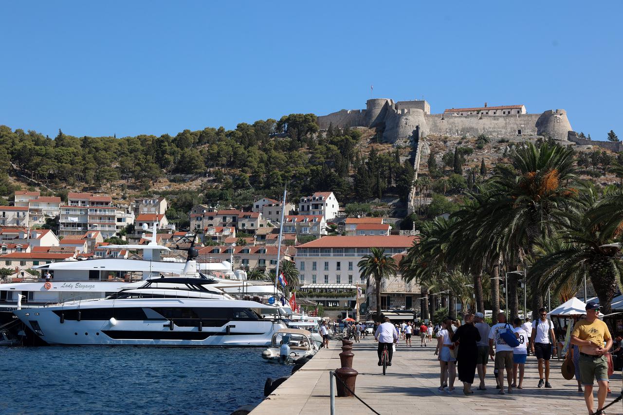 Hvar