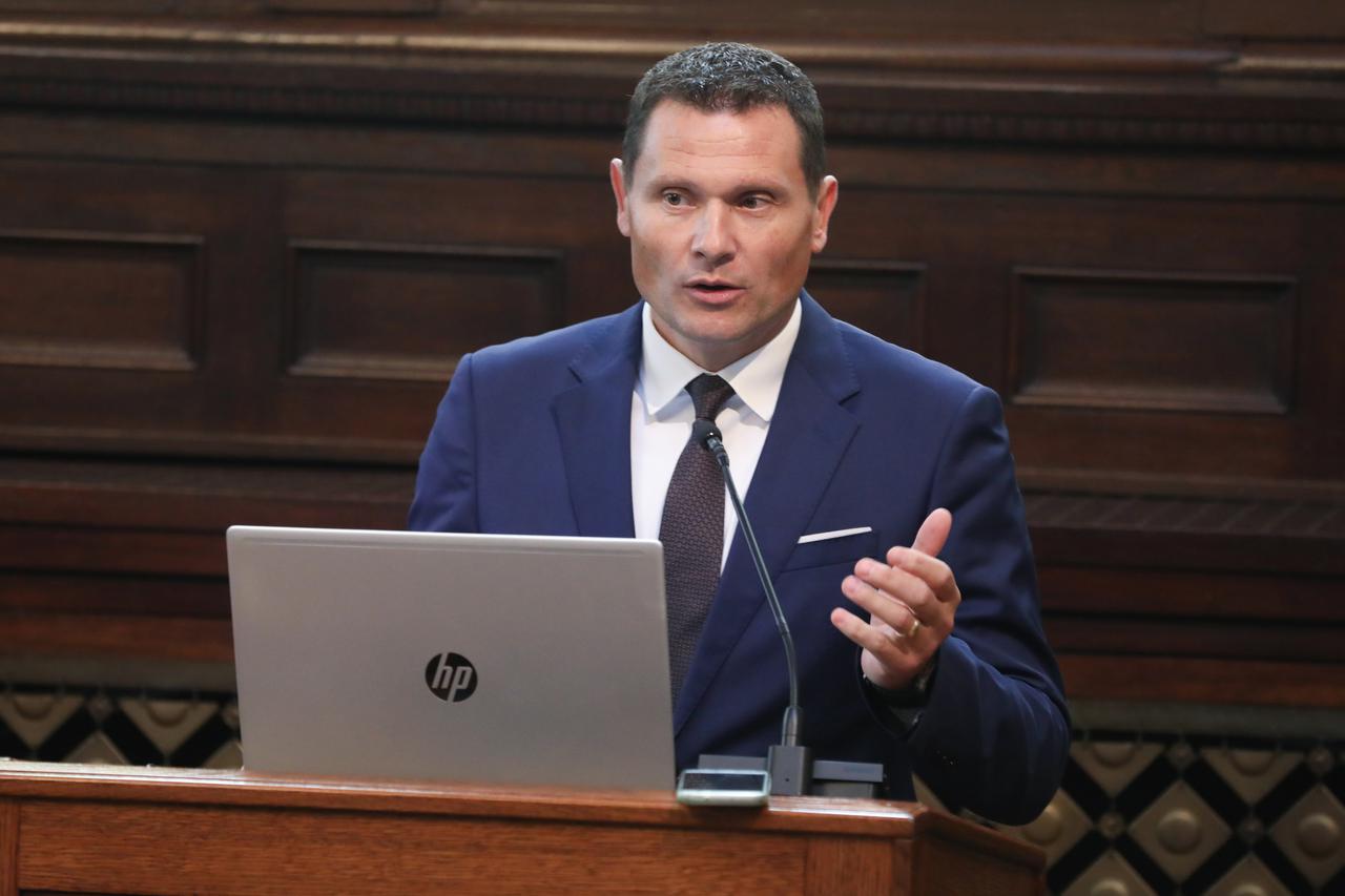 Svečana sjednica Gospodarskog vijeća HGK Komore Zagreb i dodjela plakete Zlatna kuna 