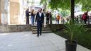 Obišli smo dvorišta ozelenjena gradskim novcem. Tomašević: 'Uglavnom će biti dostupna javnosti'; Stanari: 'Zaključavamo jer su nam krali bicikle’