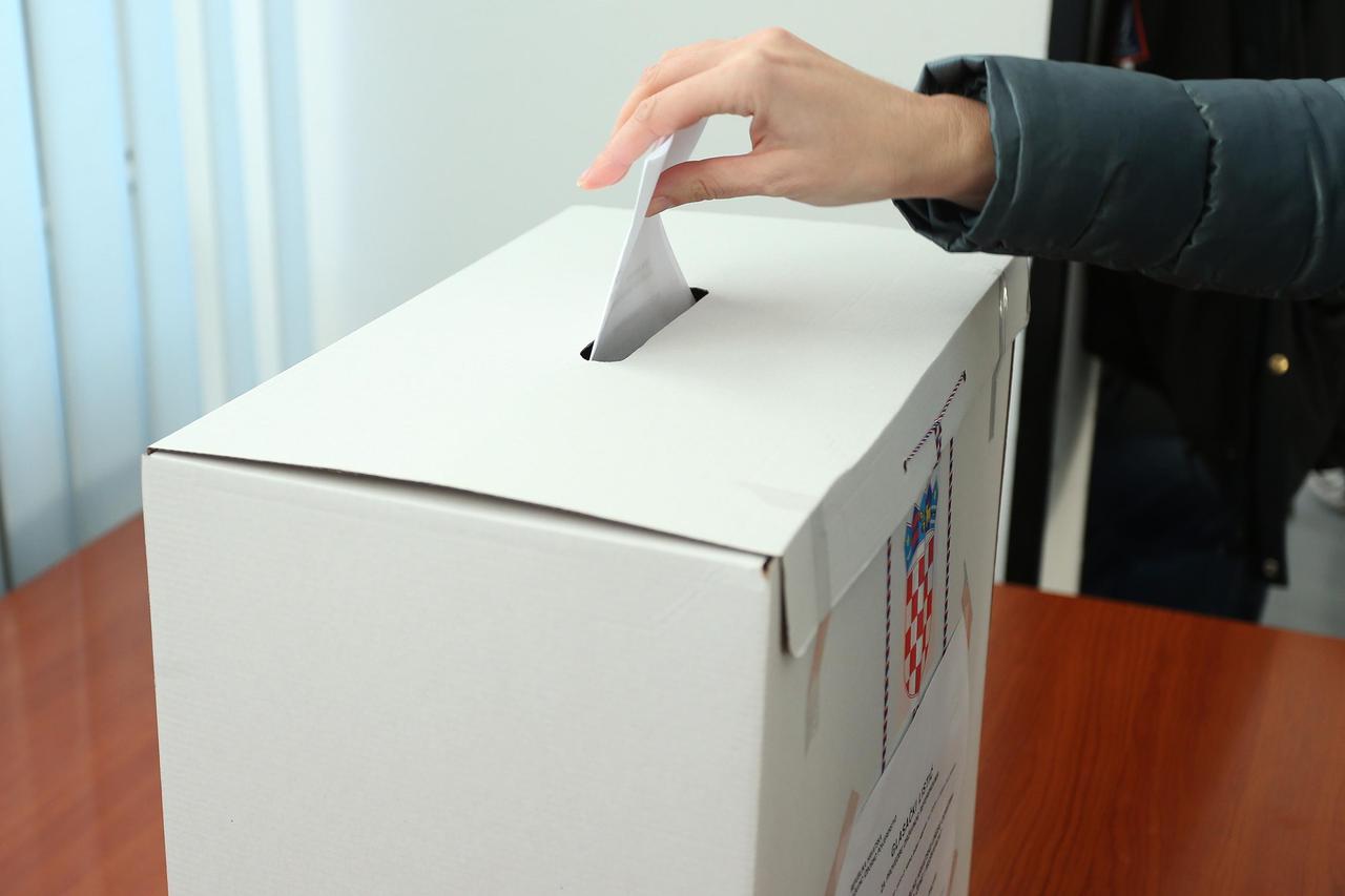 glasačka kutija