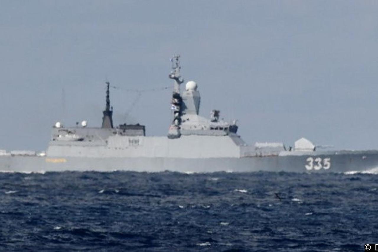 Russian Navy's Steregushchiy-class corvette No.335 sails on the sea near Japan