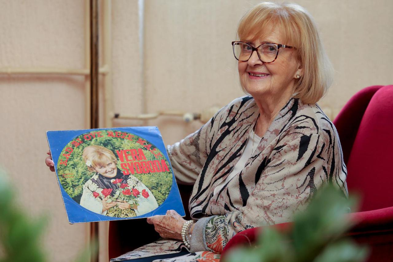 Pjevačica Vera Svoboda