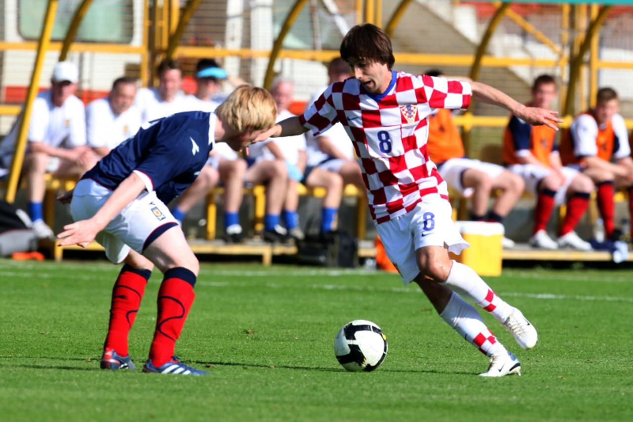 '24.05.2010., Zapresic - Kvalifikacijska utakmica za Europsko prvenstvo U-19 reprezentacije Hrvatske i Skotske.Filip Ozebic.Photo: Marko Prpic/PIXSELL'