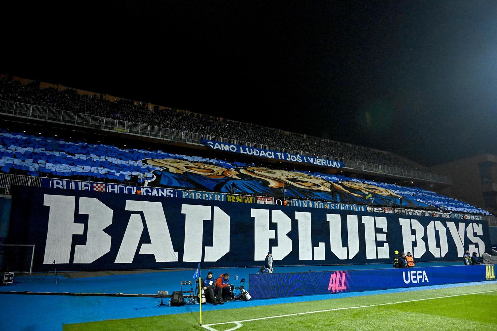 Dinamo je počeo sa snažnom momčadi, ali nedostajalo im je kohezije.