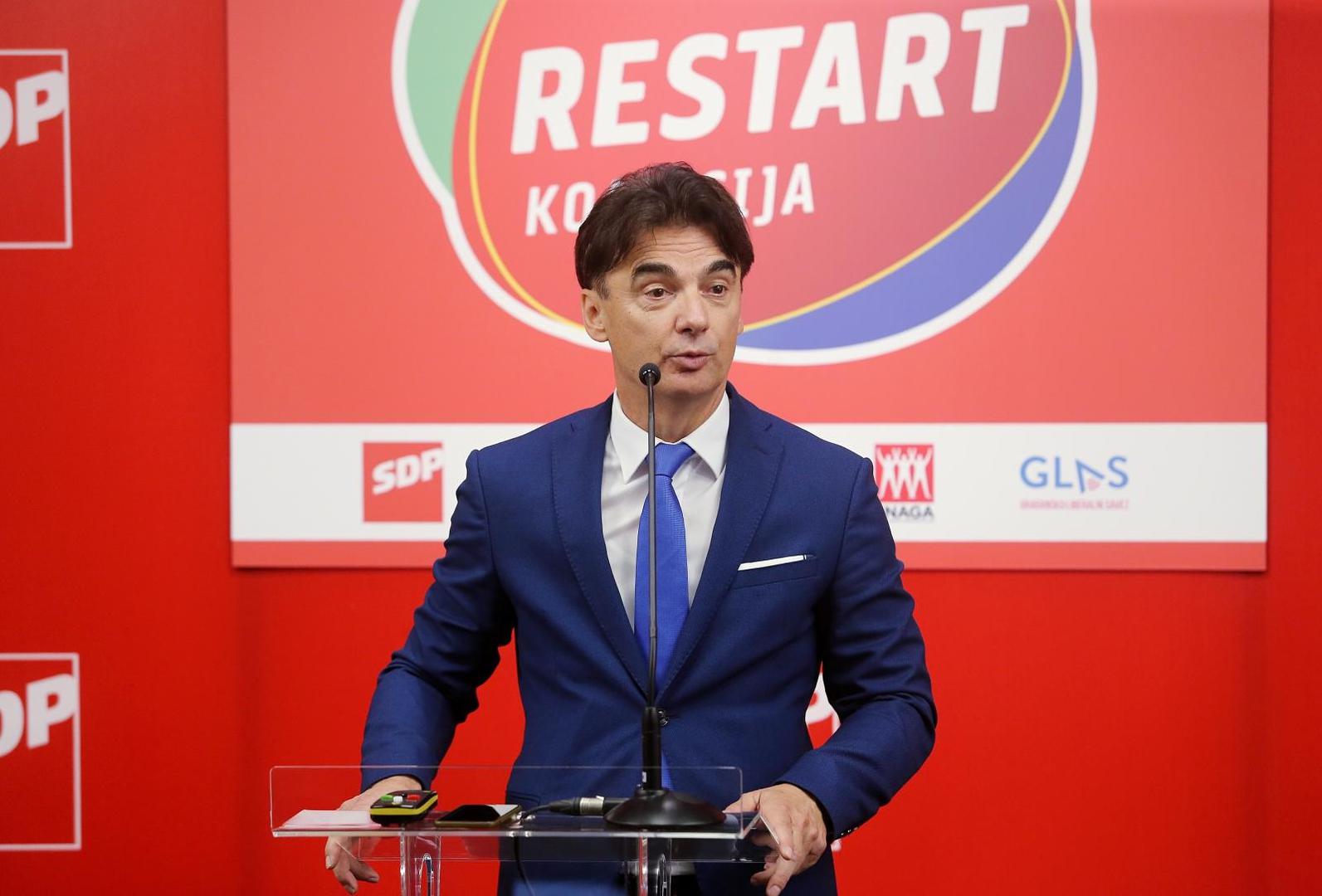 03.06.2020., Zagreb - U prostorijama SDP-a na Iblerovom trgu predstavljen je gospodarski program RESTART koalicije. Predsjednik Sredisnjeg savjeta SDP-a Branko GrcicPhoto: Dalibor Urukalovic/PIXSELL