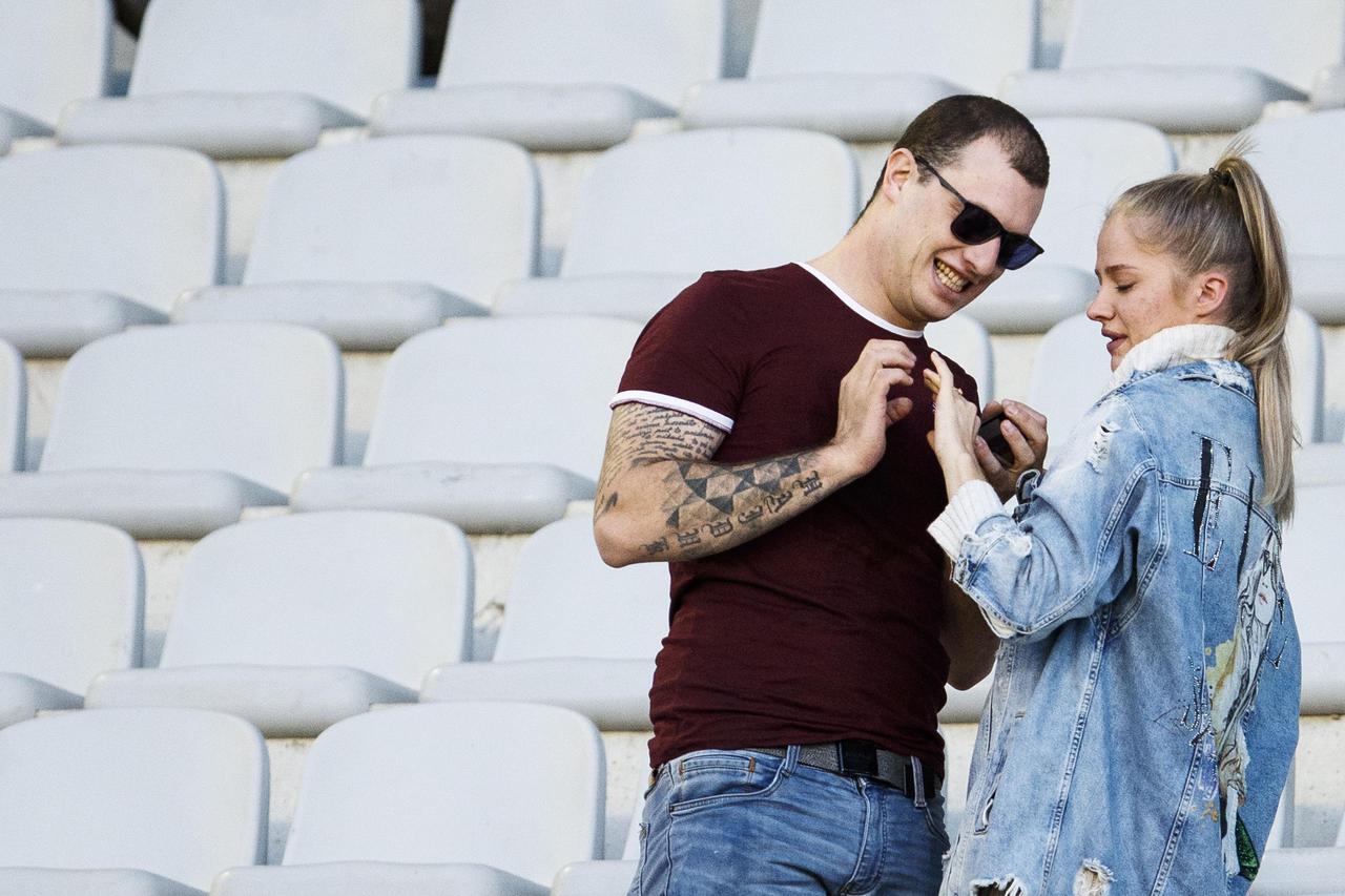 Split: Došlo je do prosidbe na tribinama  tijekom utakmice Hajduka i Gorice