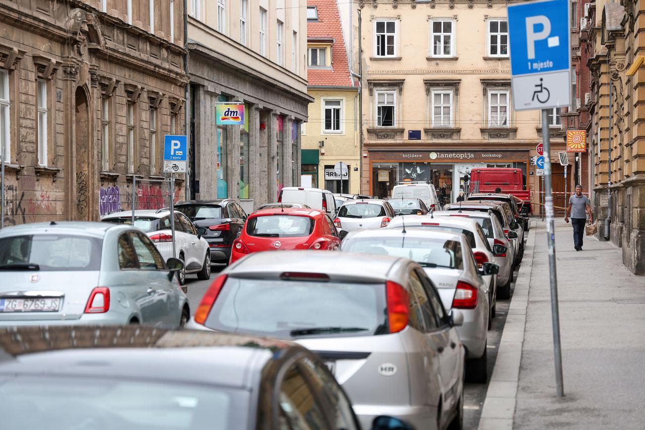 Blokovsko parkiranje u centru Zagreba
