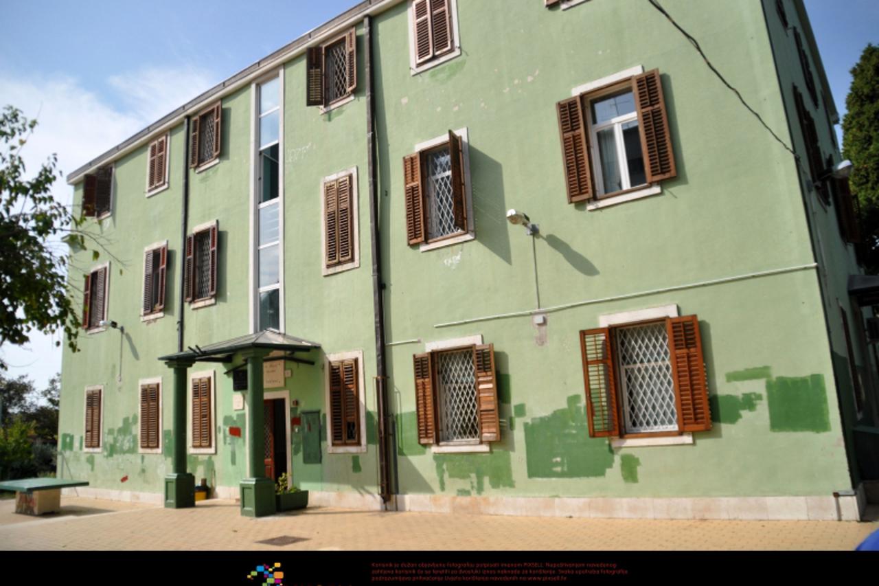 \'03.10.2010.,Pula - Maloljetni zlostavljaci djecaka (13) su tukli, silovali metlom i tjerali da pije mokracu. Djecak je vristao i molio pomoc,a dezurni odgajatelj nije nista cuo. Photo: Sasa Miljevic