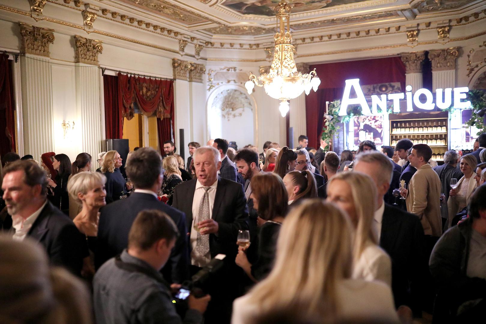 24.03.2023., Zagreb - U Hrvatskom narodnom kazalistu odrazana je dodjela Vecernjakove ruze, najvaznije i najstarije medijske nagrade.
 Photo: Emica Elvedji/PIXSELL