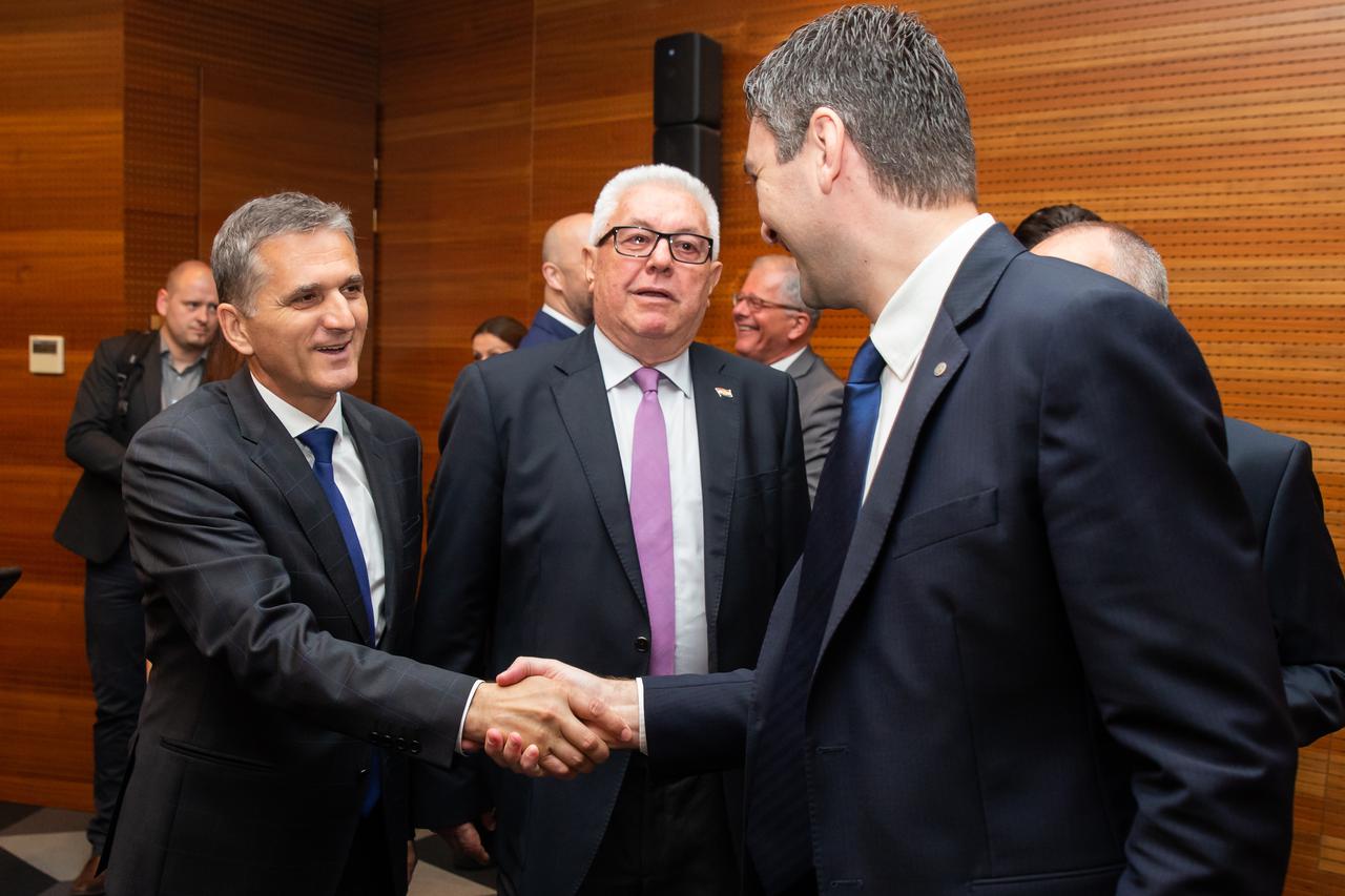 Potpisan dugoočekivani ugovor o izgradnji Pelješkog mosta KATEGORIJE