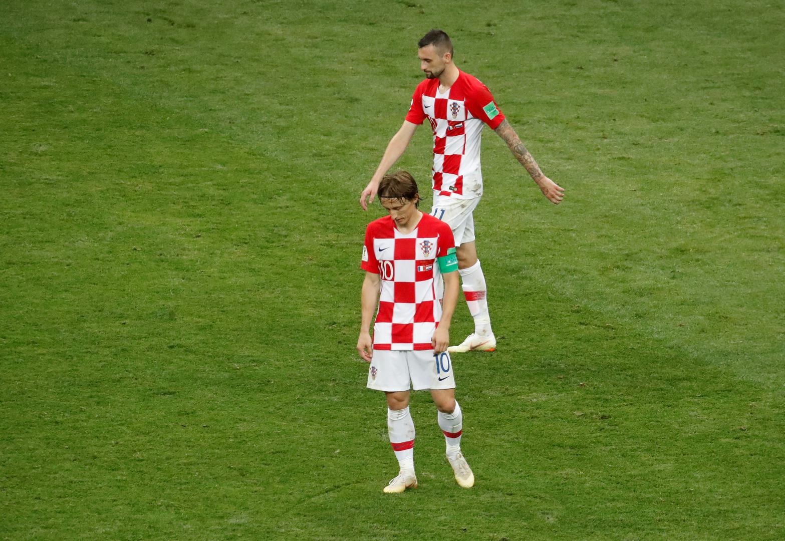 Marijo Mandžukić je u 18. minuti zatresao vlastitu mrežu, a u 38. minuti je Ivan Perišić igrao rukom u našem kaznenom prostoru.

