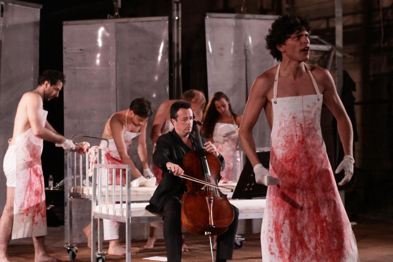 Predstava "Mali mi je ovaj grob" u Teatru Ulysses