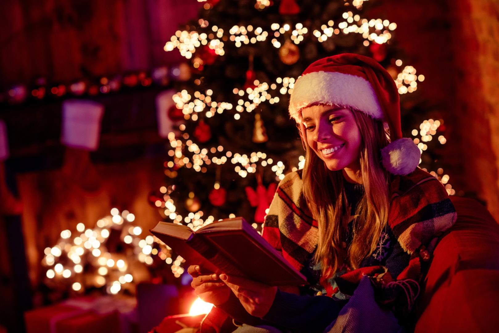 Blizanci – pametni gadget ili knjiga: Blizanci vole informacije, komunikaciju i nove igračke pa je poklon u obliku slušalica, e-readera ili fora tipkovnice pun pogodak. Svidjet će im se i zanimljiva publicistička knjiga ili priručnik koji otvara nove teme za razgovor. Bitno je da poklon potiče njihovu znatiželju i daje im materijala za pričanje.