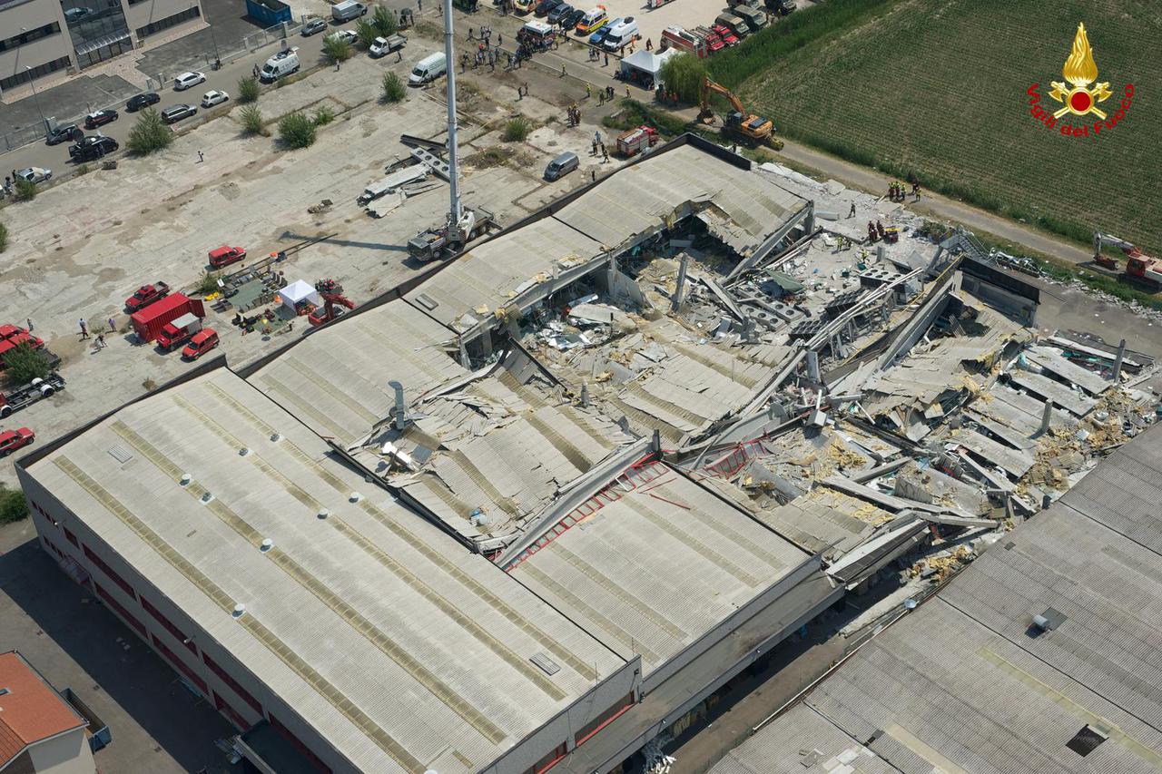 Sjever Italije: Tisu?e ljudi spava u šatorima zbog straha od novih potresa