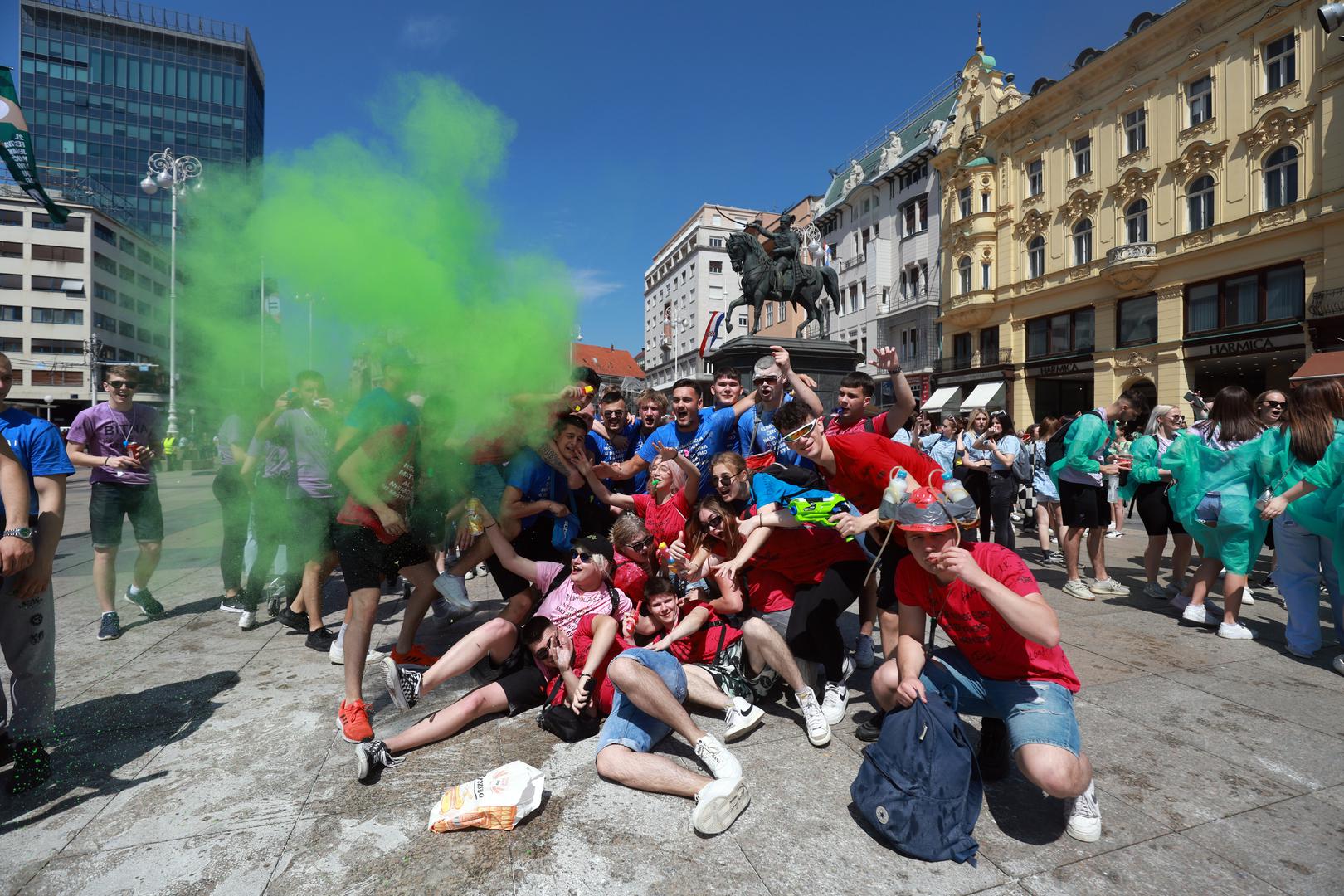 26.05.2023. Zagreb - Norijada maturanata na na Trgu bana Josipa Jelacica Photo: Sanjin Strukic/PIXSELL