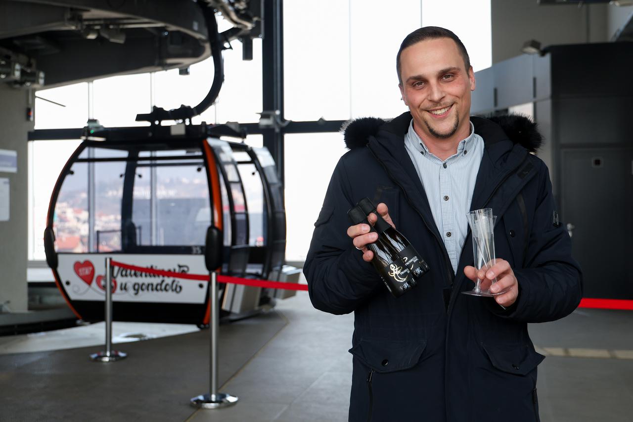ZET je pripremio nezaboravno Valentinovo: Romantična vožnja žičarom za dvoje uz spektakularni pogled i šampanjac