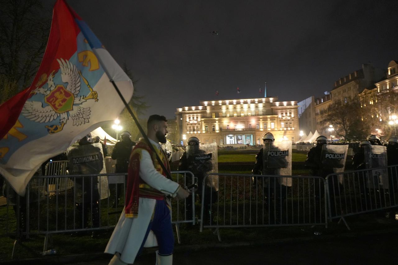 Beograd: Studenti krenuli prema Slaviji