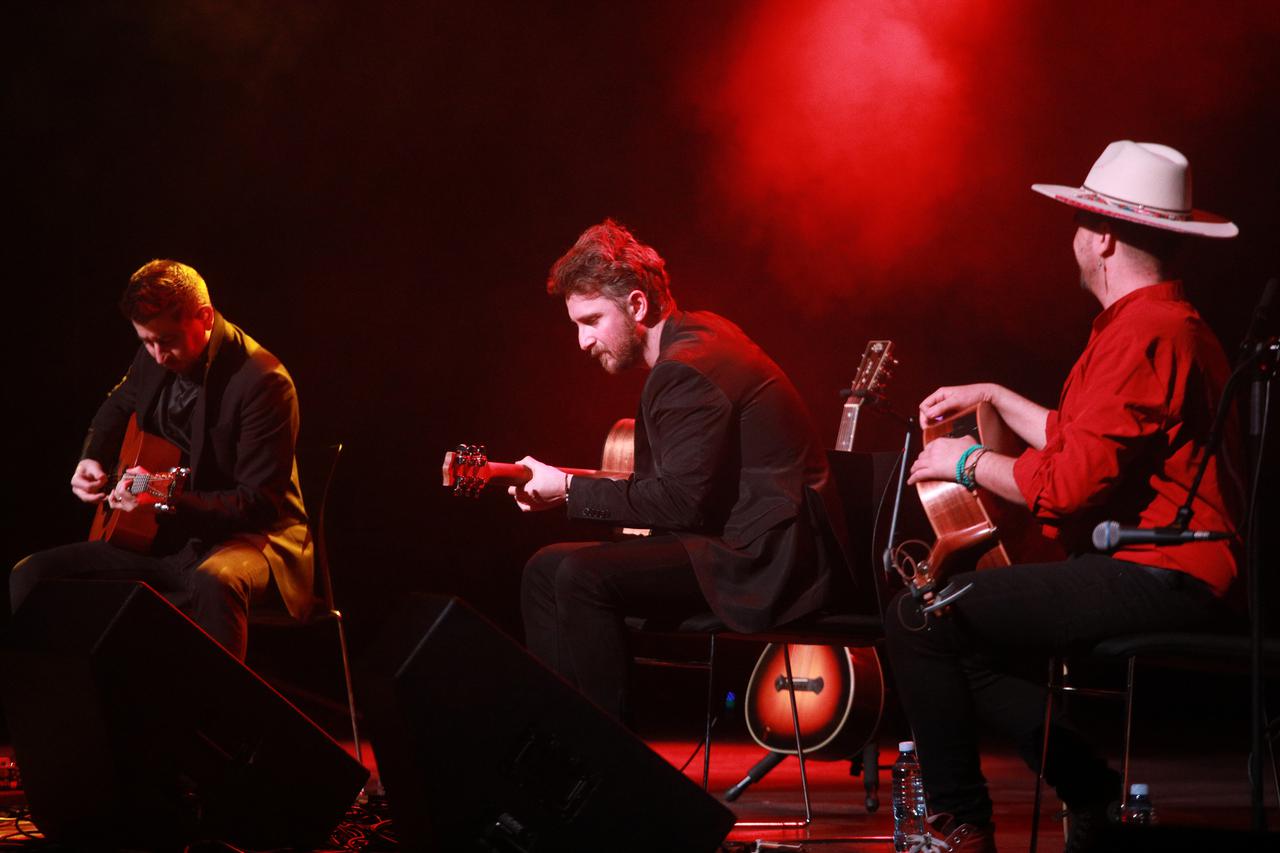 Beograd: Koncert talijanskih virtuoza na gitari 40 Fingers