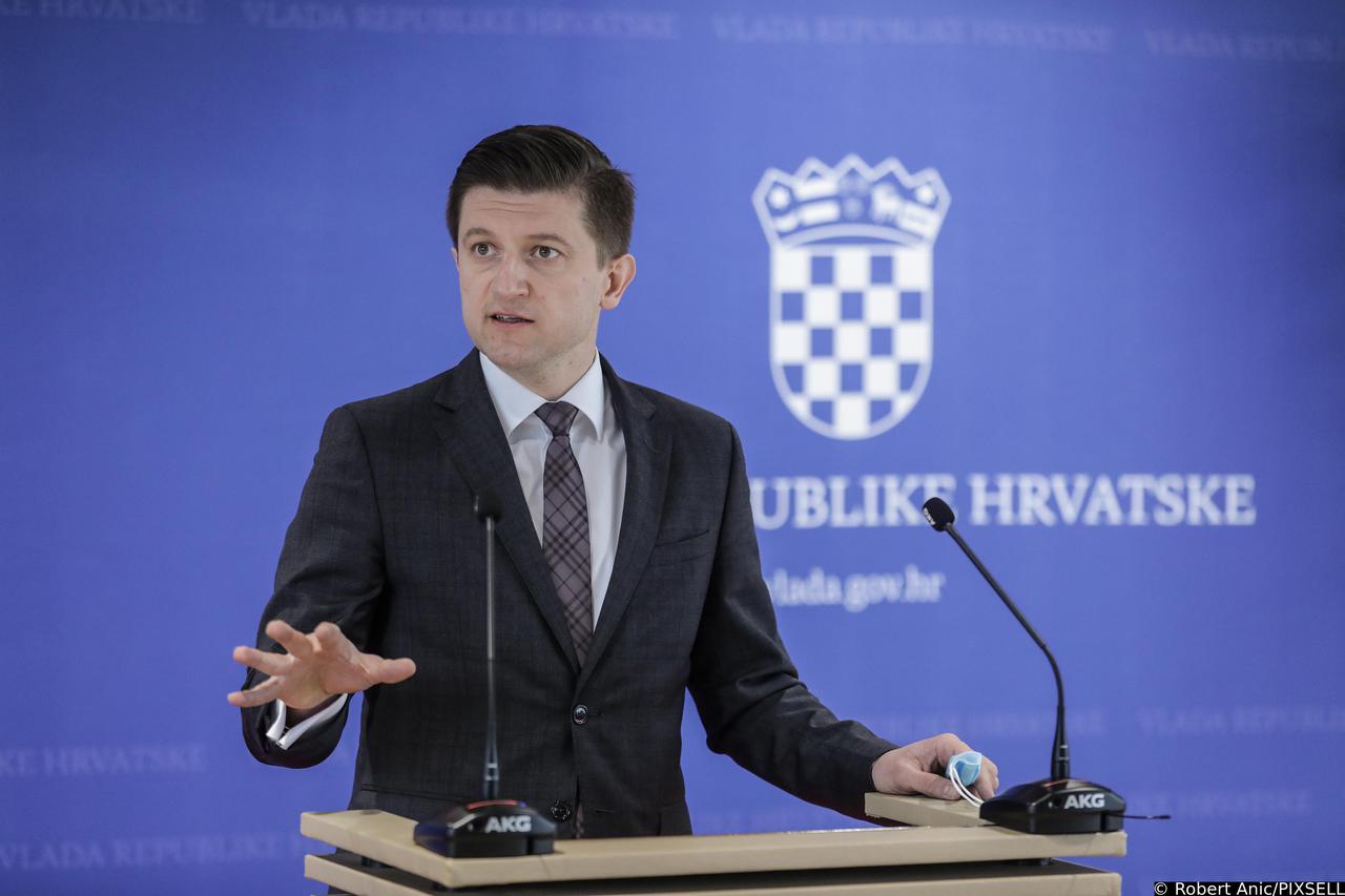 Zagreb: Zdravko Marić obratio se medijima nakon sjednice Nacionalnog vijeća