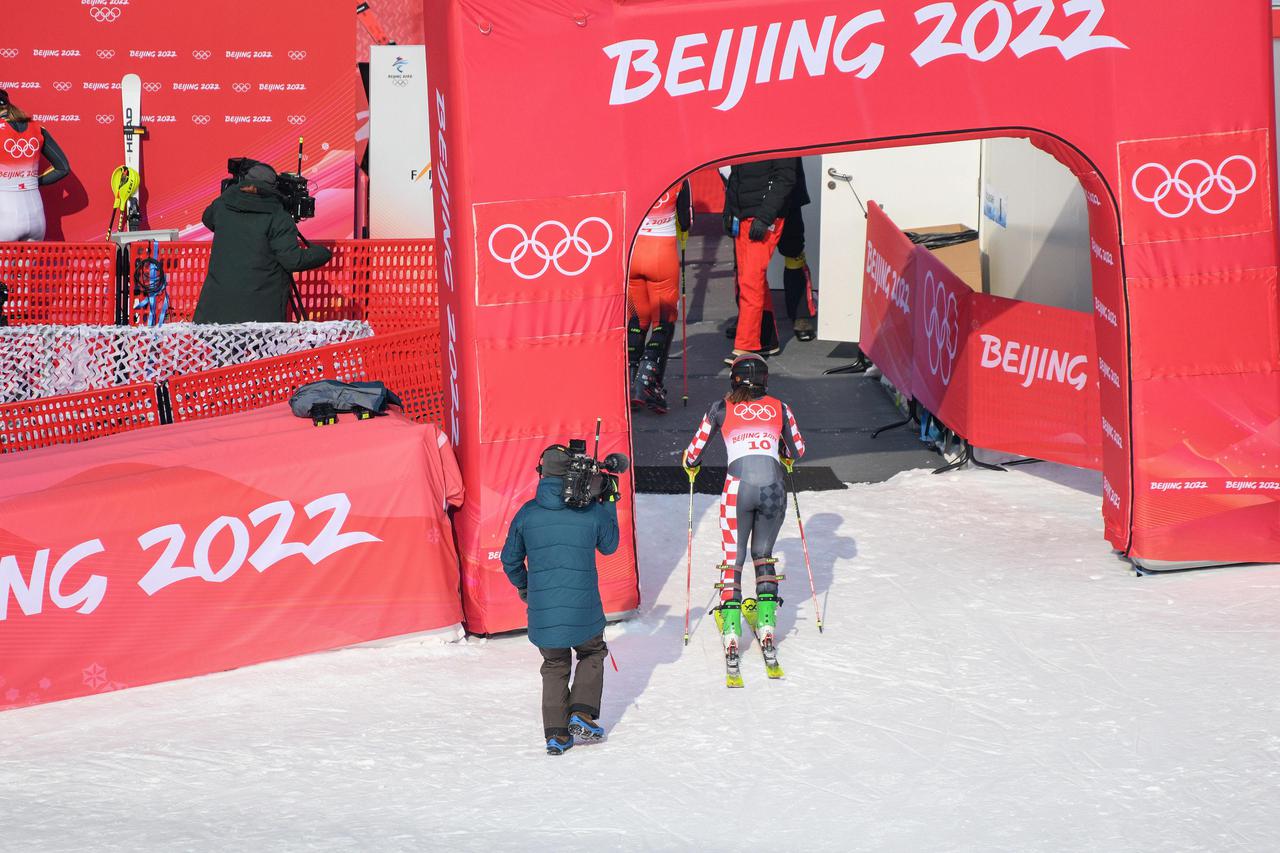 U slalomskoj vožnji na Olimpijskim igrama Popović završila 23., Ljutić 25., a Komšić izletjela