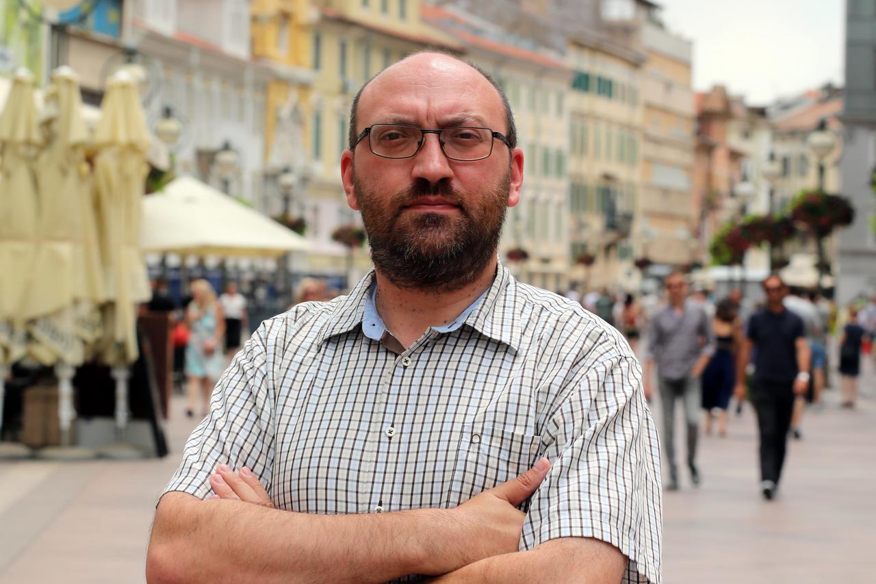 Vedran Obućina