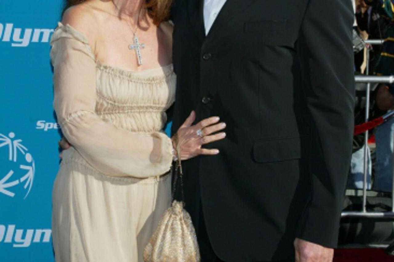 'Arnold Schwarzennegger and Maria Shriver photographed attending the 20th anniversary premiere of ET in Los Angeles  Photo: Press Association/Pixsell'