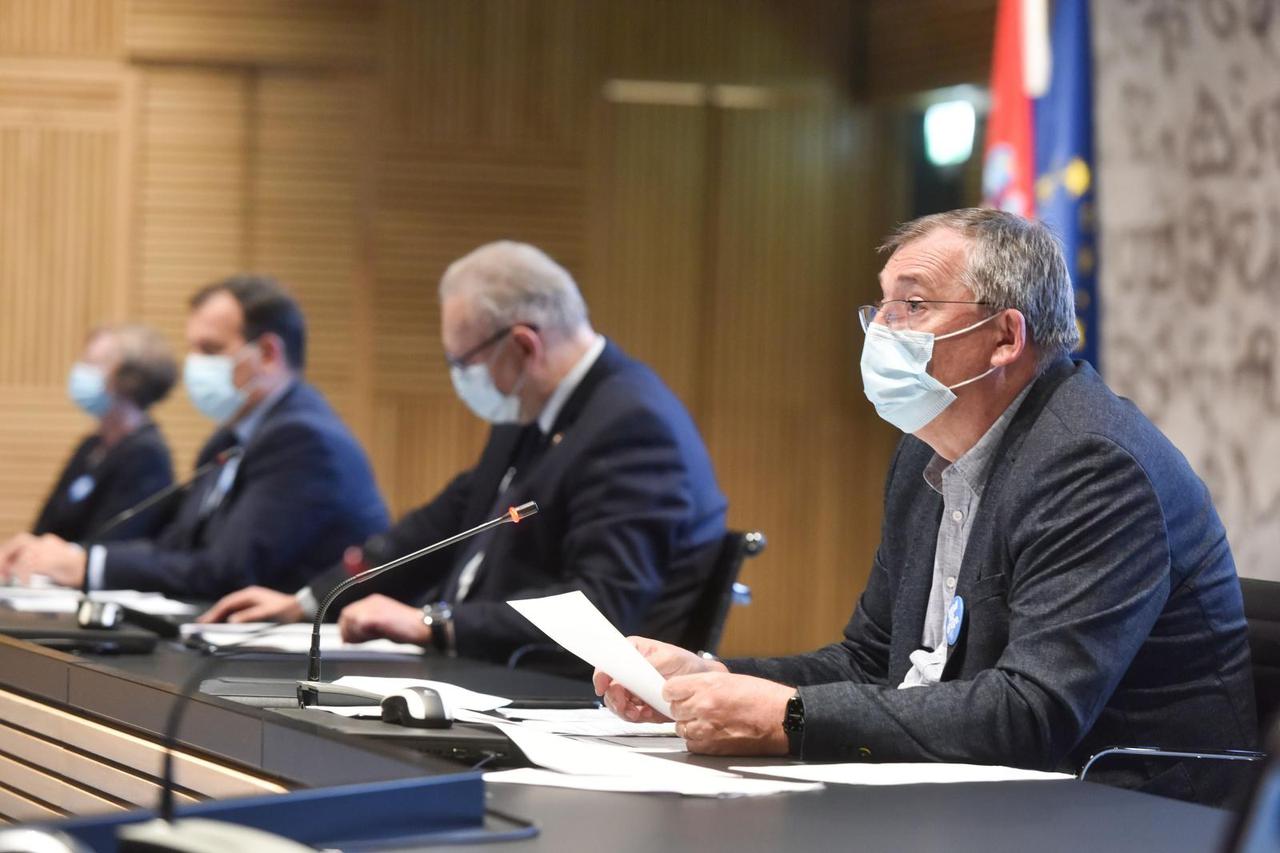 Zagreb: Većina mjera se produžuje, a za dvije županije mjere ublažene