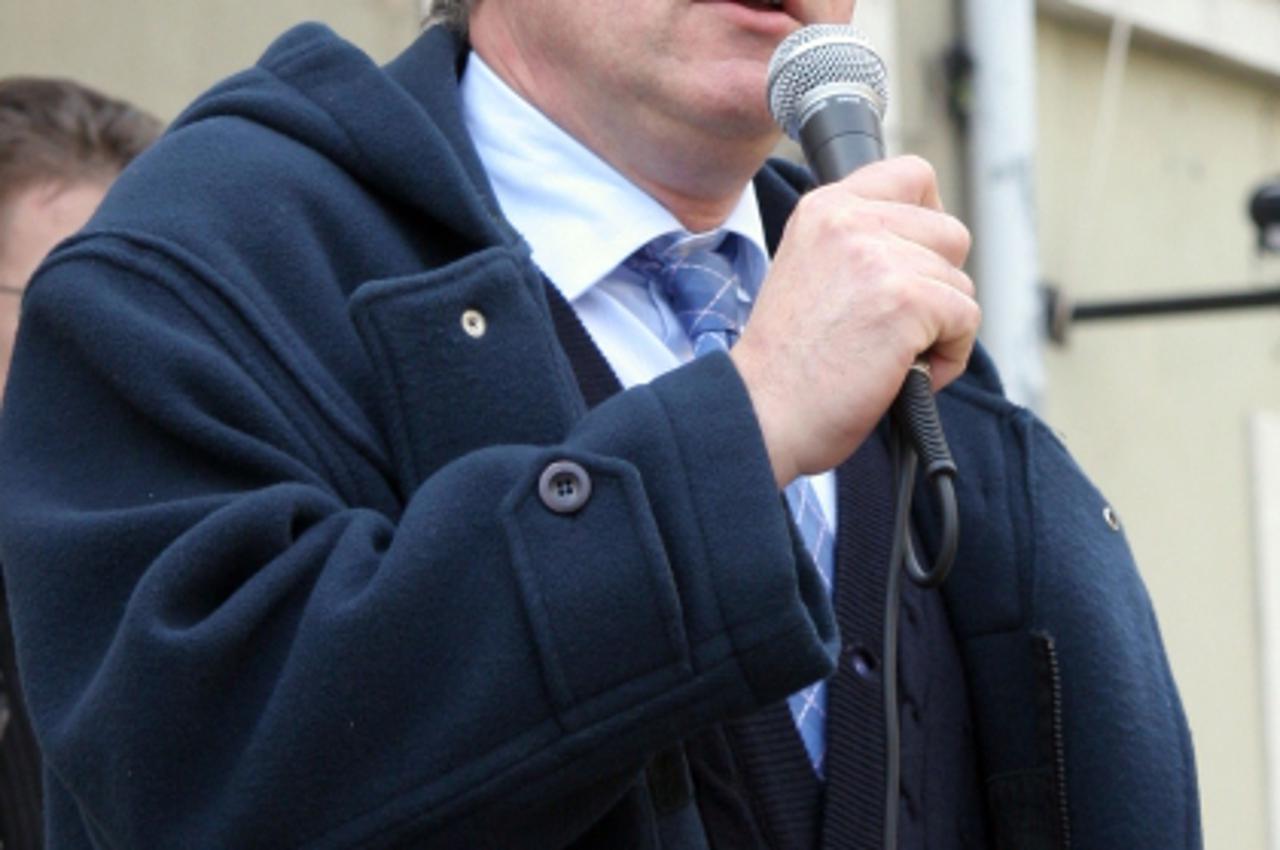 \'pokist - 21.12.09. pula - uz txt m.m.: robert matijasic, rektor pulskog sveucilista juraj dobrila photo: sasa miljevic/PIXSELL\'