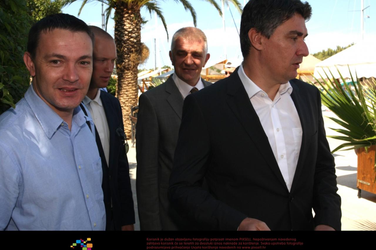 Milanović na Hvaru (1)