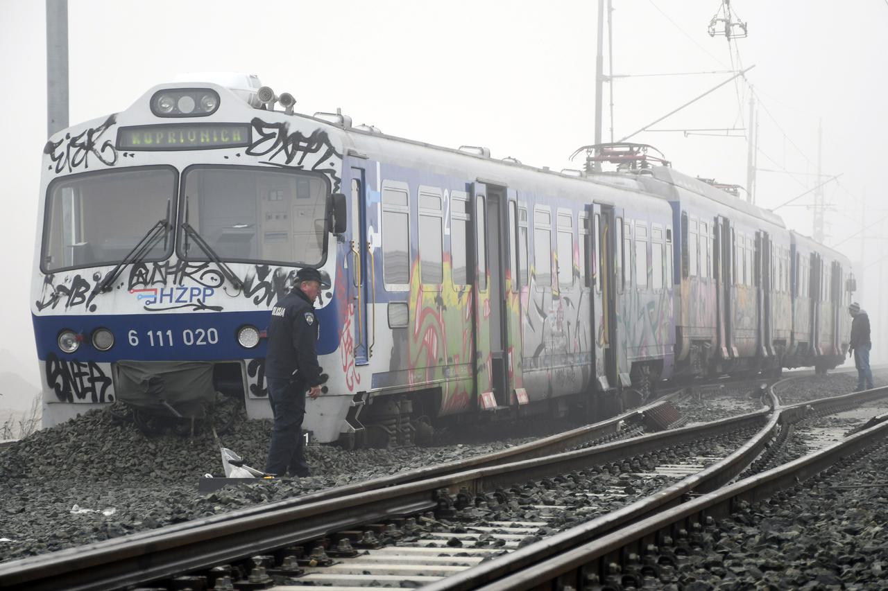 HŽ-ov putnički vlak iskočio iz tračnica kod Križevaca