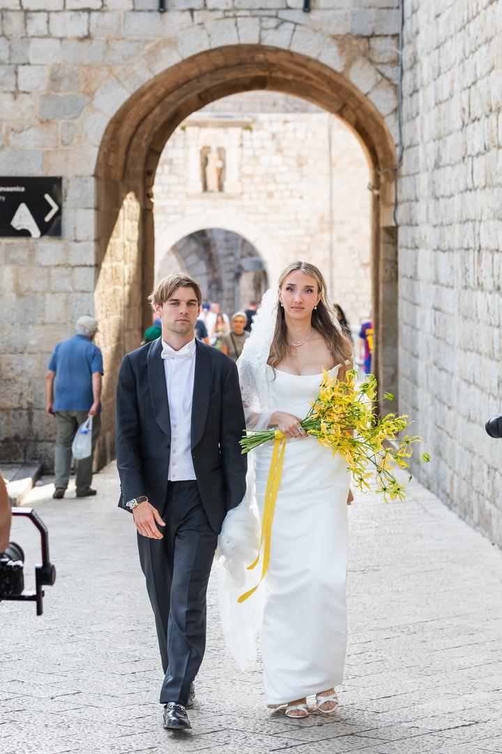 Par je poznat po tome da intimu čuva za sebe, a u istom su stilu, u potpunoj tajnosti, prošle godine postali i roditelji malenog Šimuna.