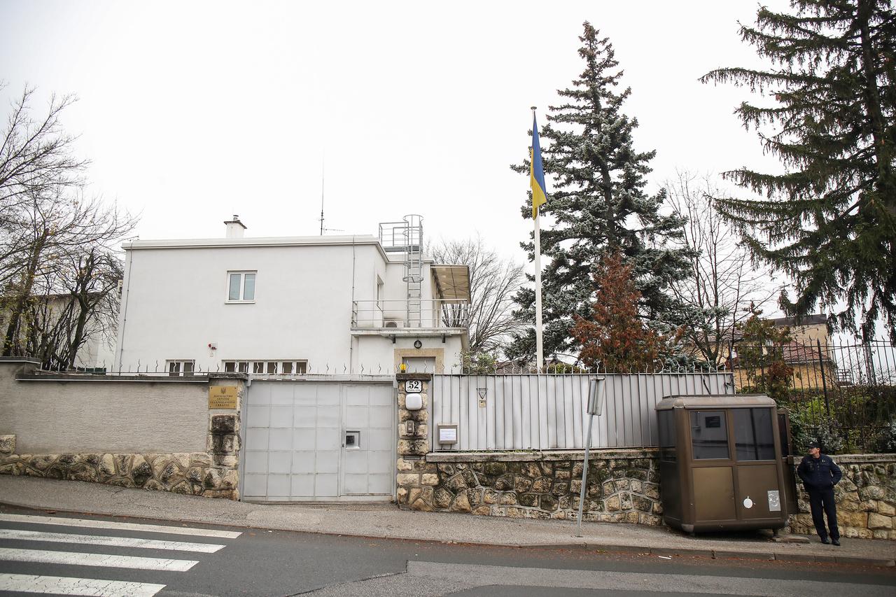 Ukrajinsko veleposlanstvo u Zagrebu dobilo paket sa životinjskim očima