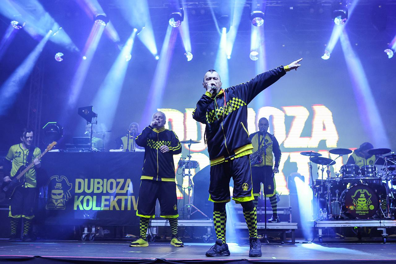 Zatvaranje 200. Samborskog fašnika koncertom Dubioze Kolektiv