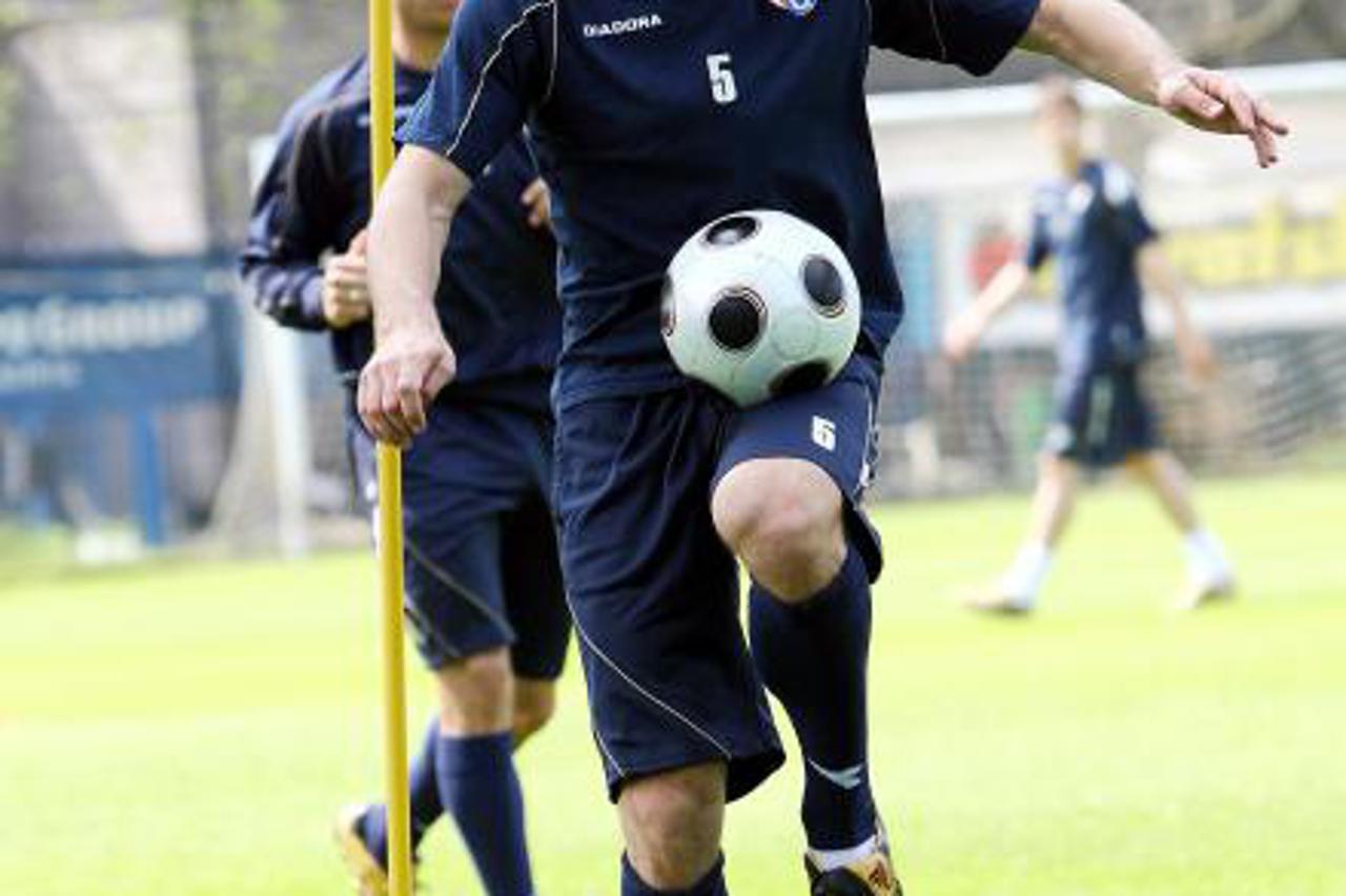 Trening Dario Šimić (1)