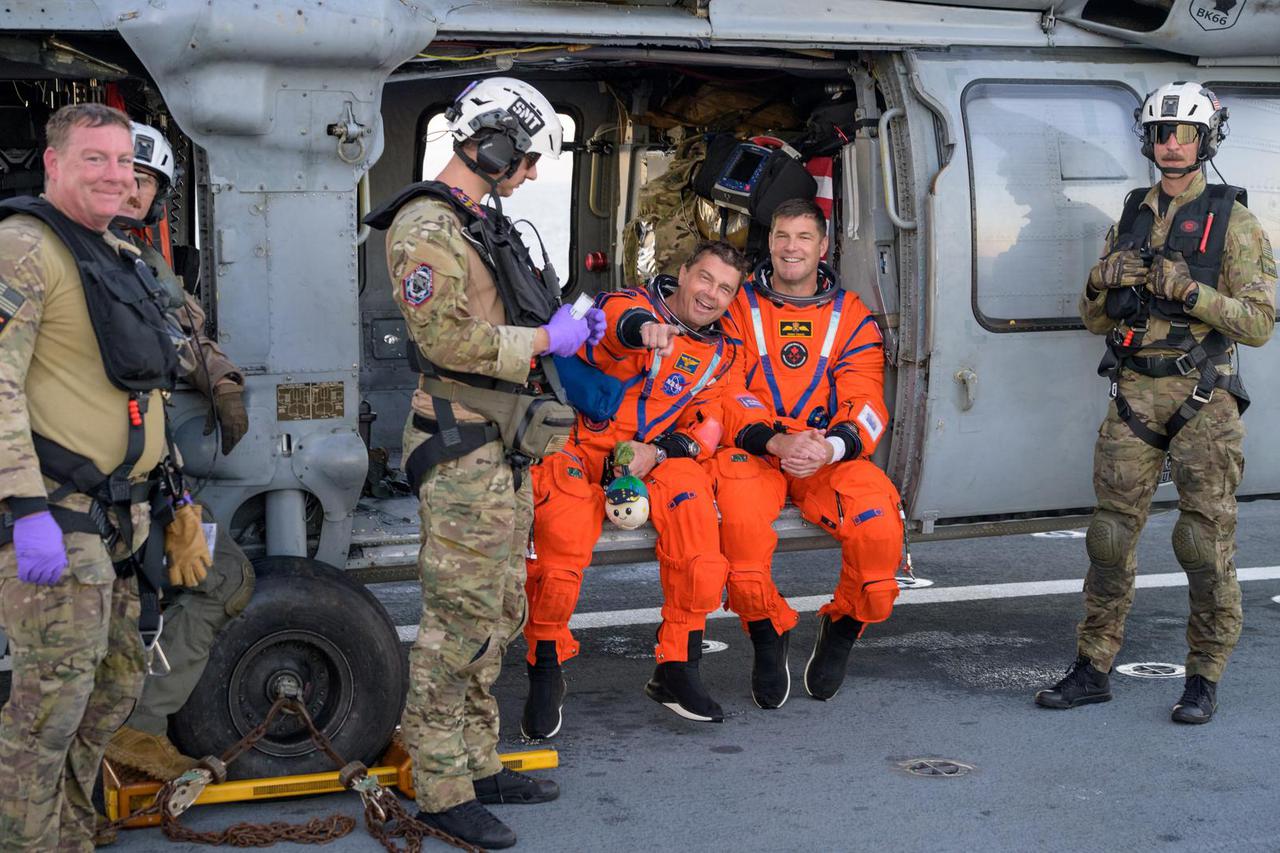 Artemis II crew returns to Earth