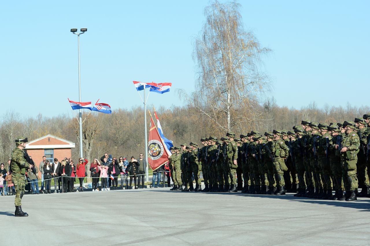 Ispraćaj 1. hrvatskog kontigenta u Republiku Litvu