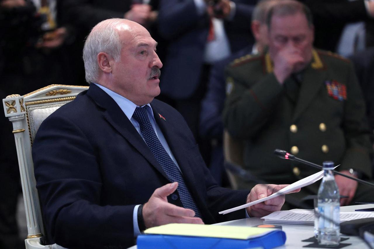 Belarusian President Lukashenko attends CSTO summit in Yerevan