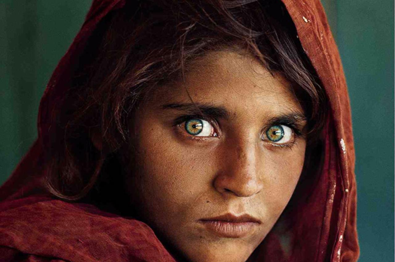 "Afghan Girl"