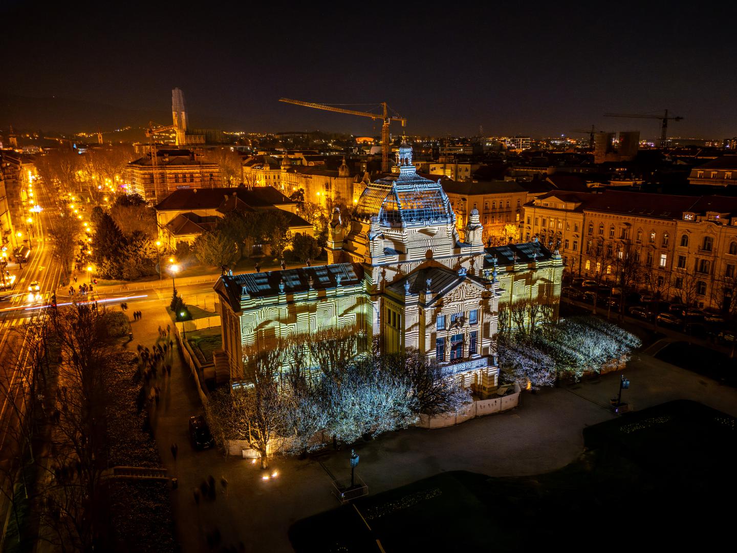 S današnjim danom počeo je još jedan spektakl u Zagrebu - 6. po redu Festival svjetla!

