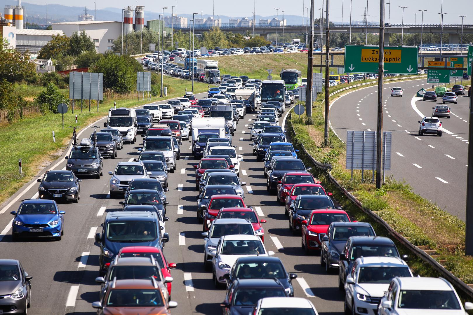 11.09.2024., Zagreb - Kilometarske guzve na prometnicama prema morskim destinacijama. Photo: Emica Elvedji/PIXSELL